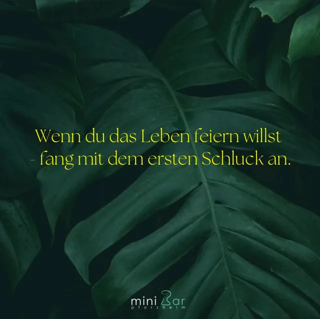 Beispielbild einer Bar-Atmosphäre — Platzhalter für ein eigenes Foto